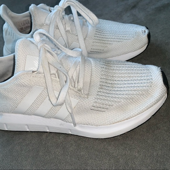 Adidas YOUTH swift run - Picture 3 of 7